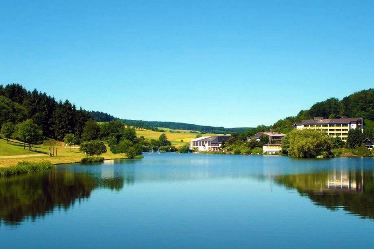 Seepark Kirchheim Ferienhaus Bei Anne Mit Sauna Bagian luar foto